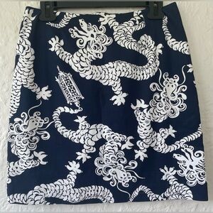 Lily Pulitzer fully lined, cotton navy blue dragon print, skirt, back zip;size 4